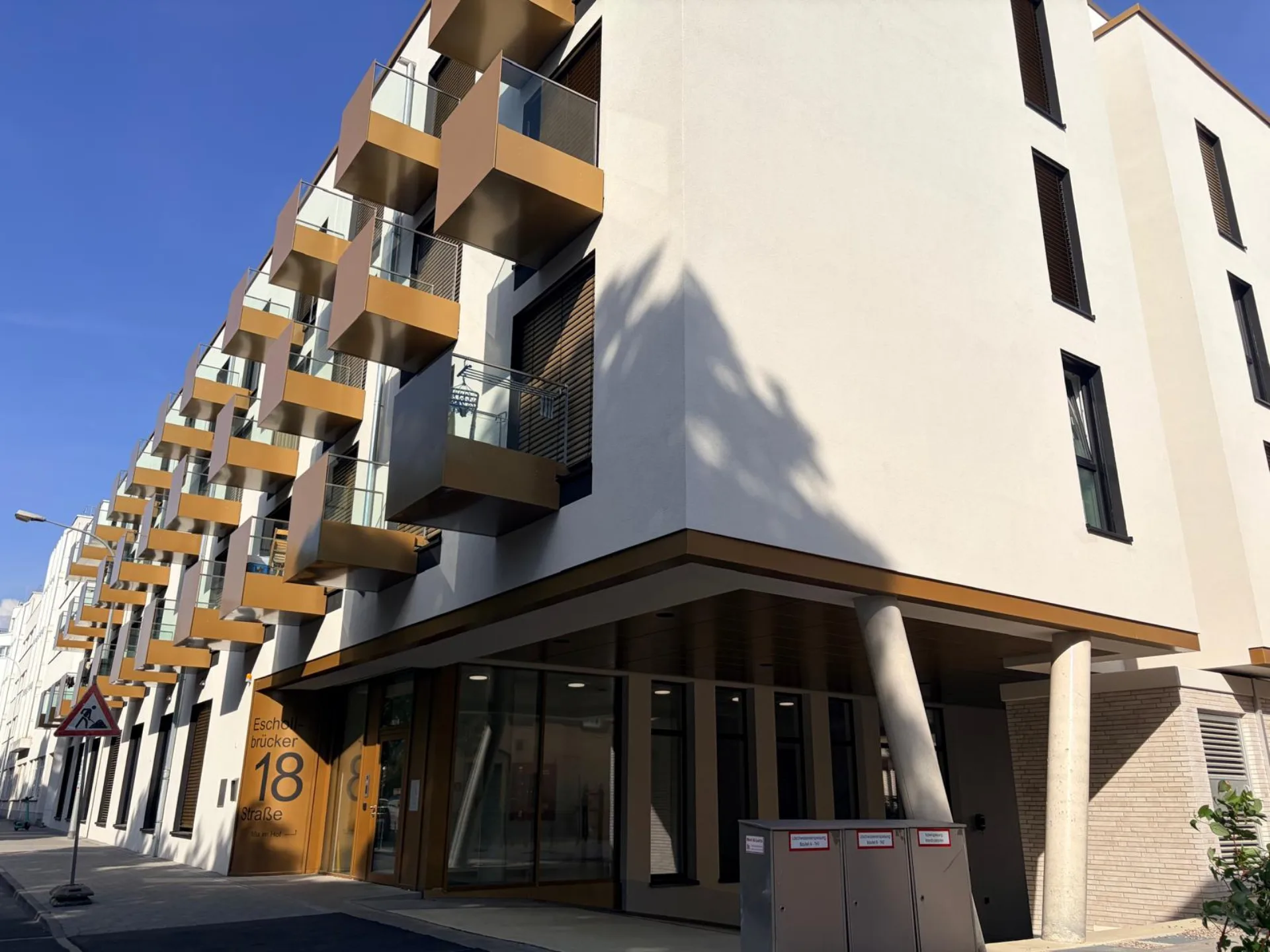 ORO Darmstadt Außenansicht — Balkone und Fassade, Eschollbrücker Straße 18 Darmstadt