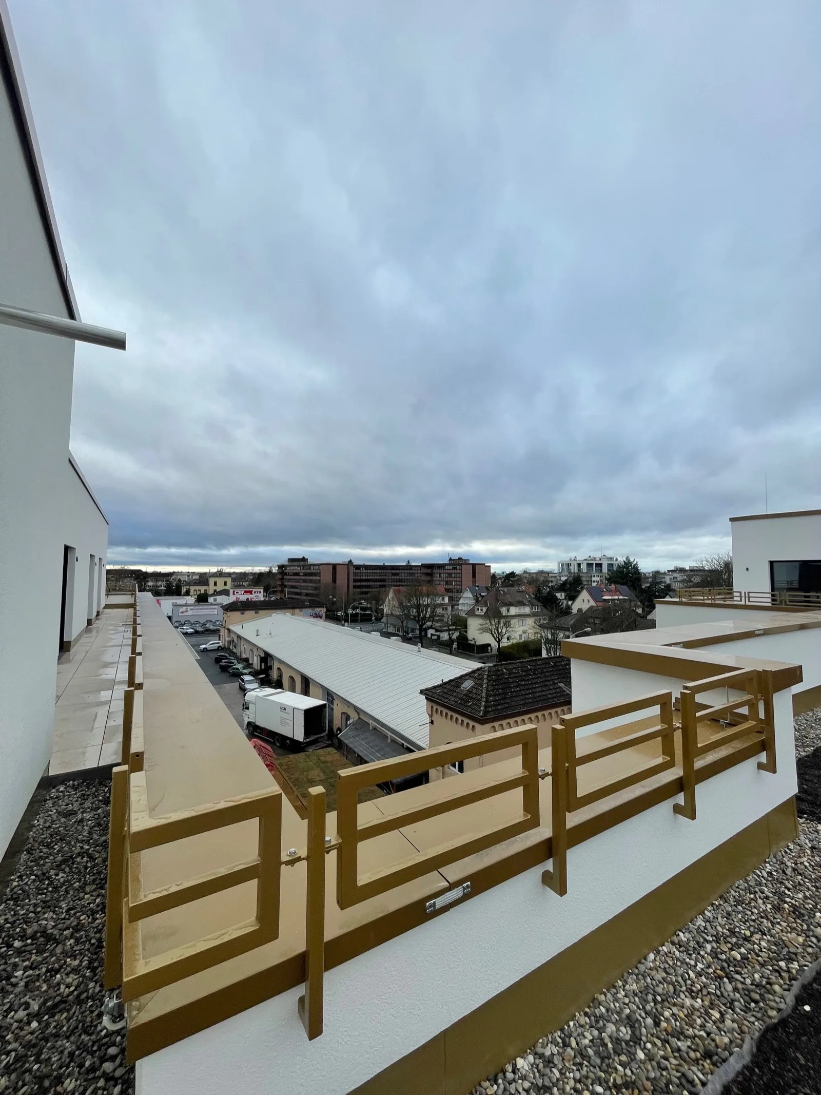 Dachterrasse — Stadtpanorama