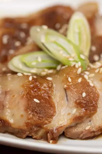 Schweinebauch Char Siu (五花叉燒) – kantonesischer BBQ-Klassiker